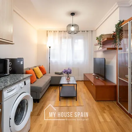 Myhousespain - Junto A Playa Poniente * Gijón